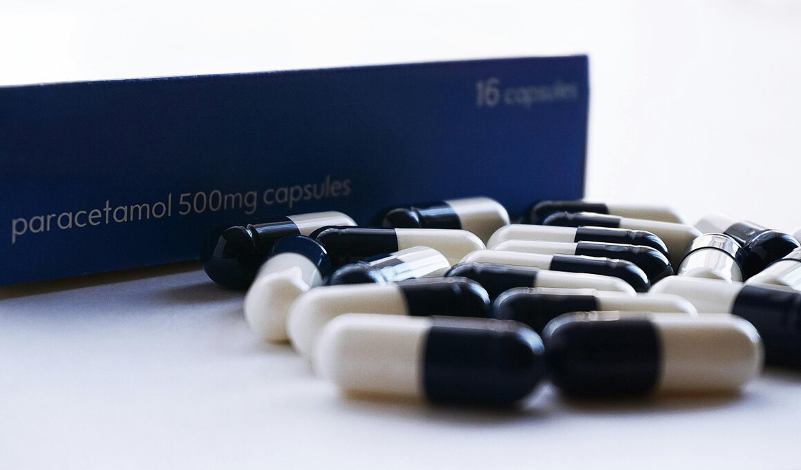 Pharmacovigilance reports and medicine bottles